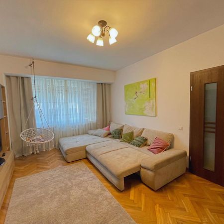 Relax Old Town Apartment Oradea Exteriér fotografie